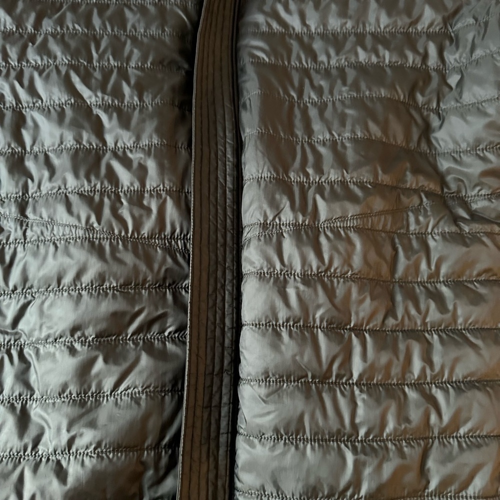 Lululemon Switch Over Bomber Jacket Dark Olive Mens Small - Picture 14 of 15